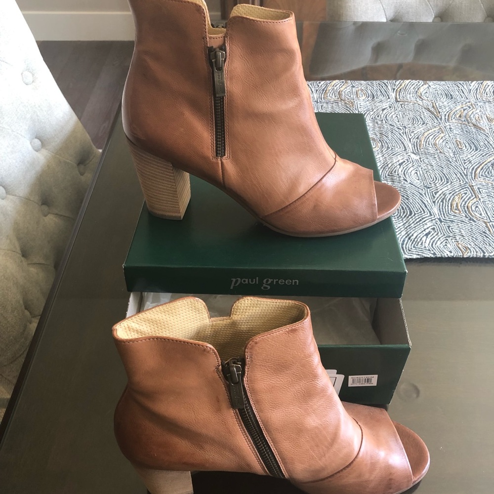Paul Green peep toe bootie